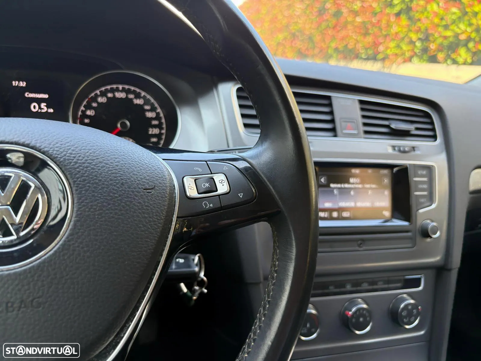 VW Golf 1.6 TDi Confortline - 11
