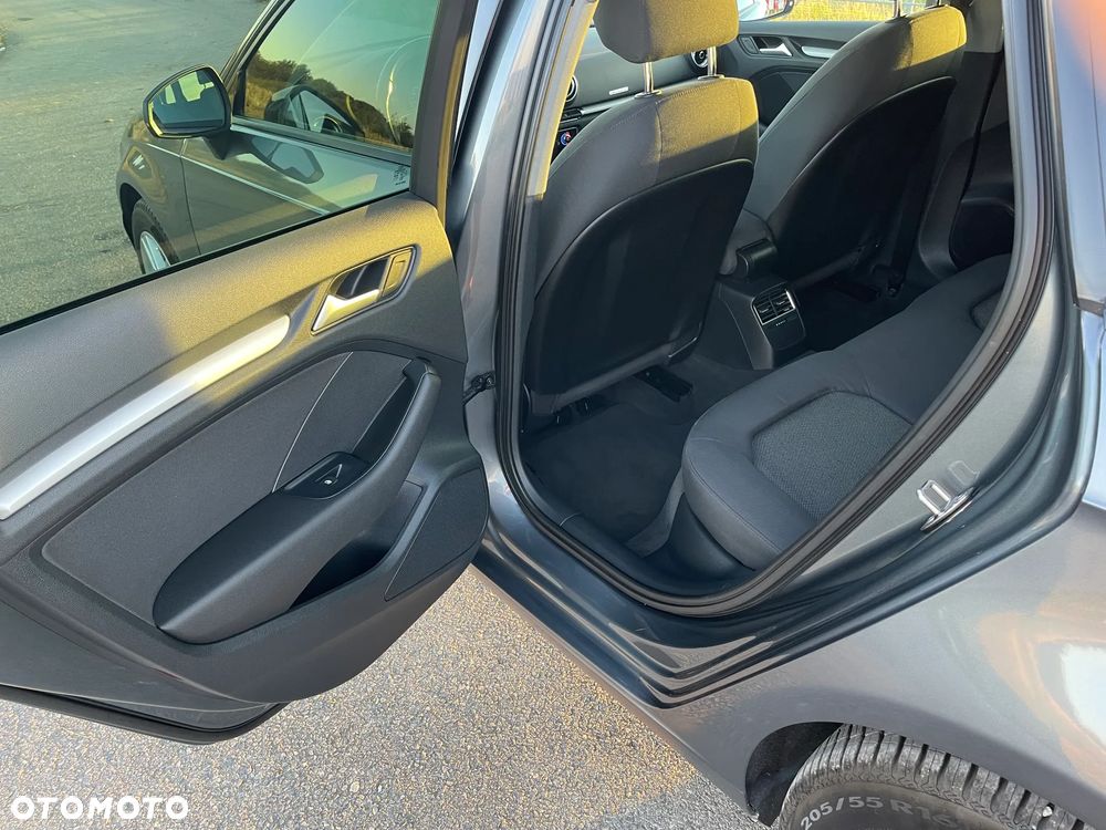 Audi A3 Sportback - 14