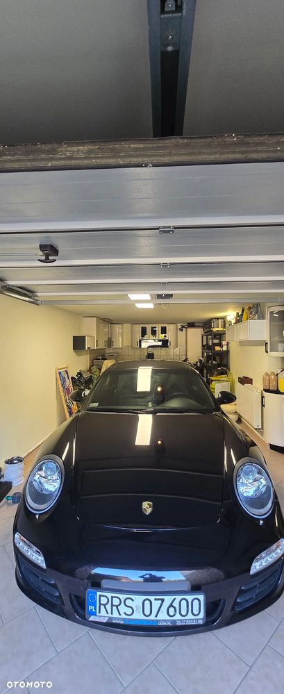 Porsche 911 Carrera 4 PDK - 2