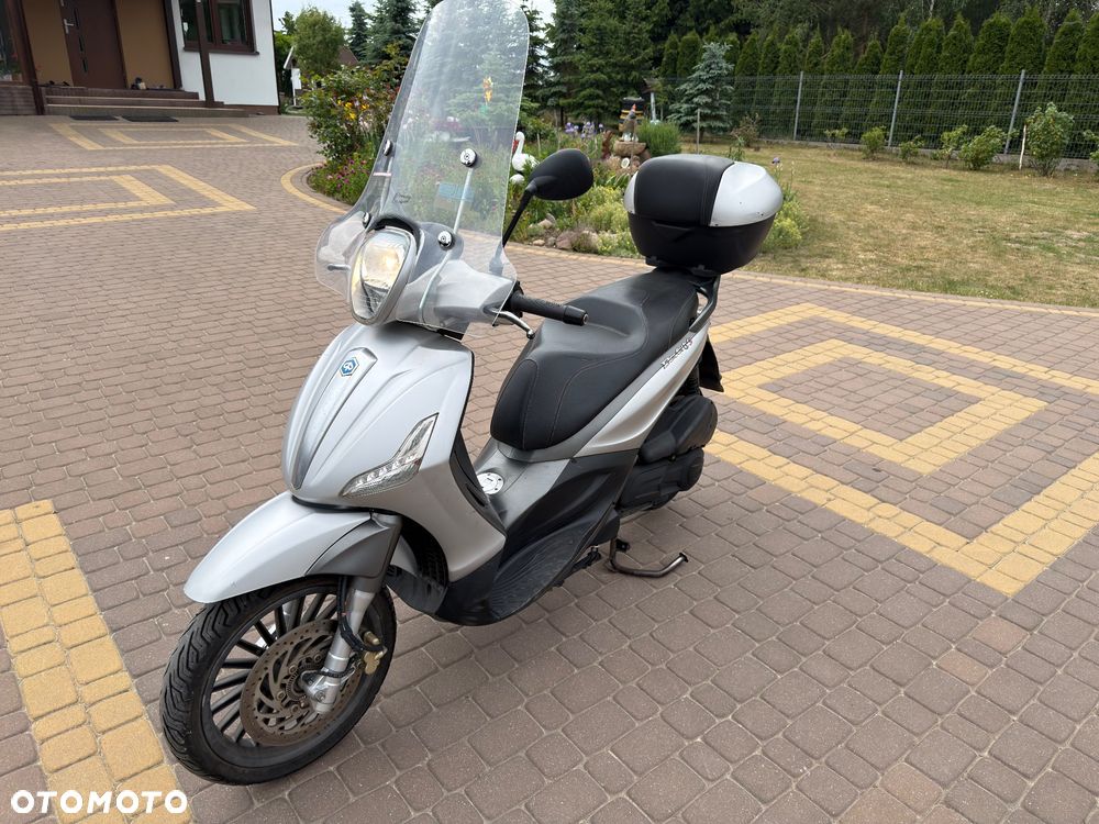 Piaggio Beverly - 1