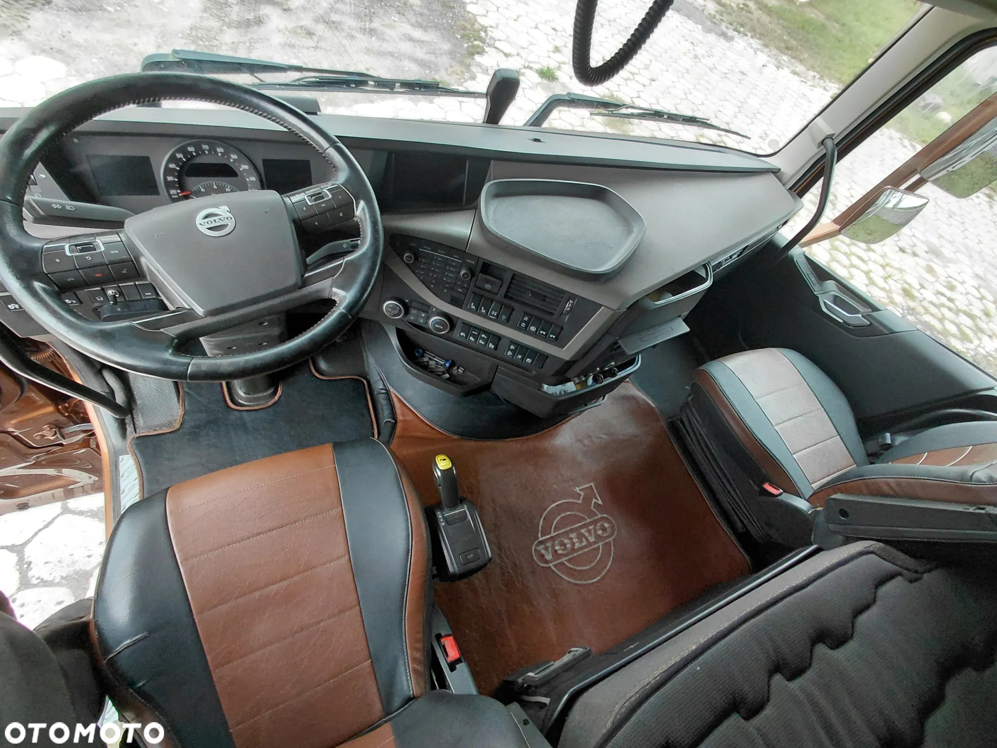 Volvo FH750 - 23
