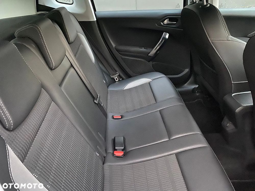 Peugeot 2008 PureTech 82 Active - 15