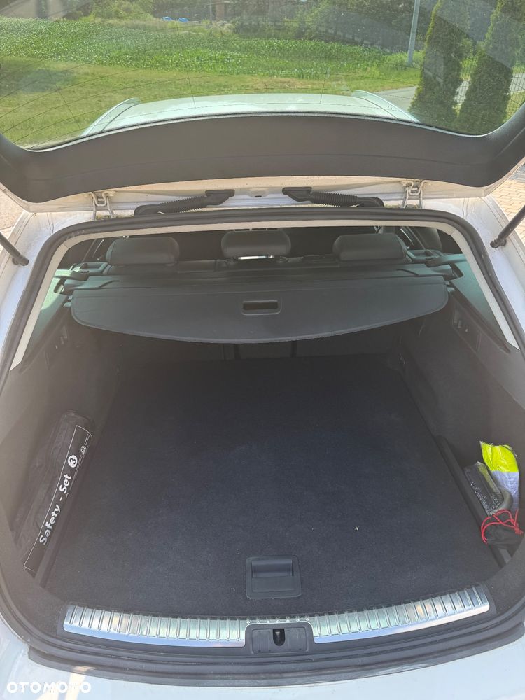 Seat Leon 2.0 TDI DPF Start&Stop DSG FR - 11