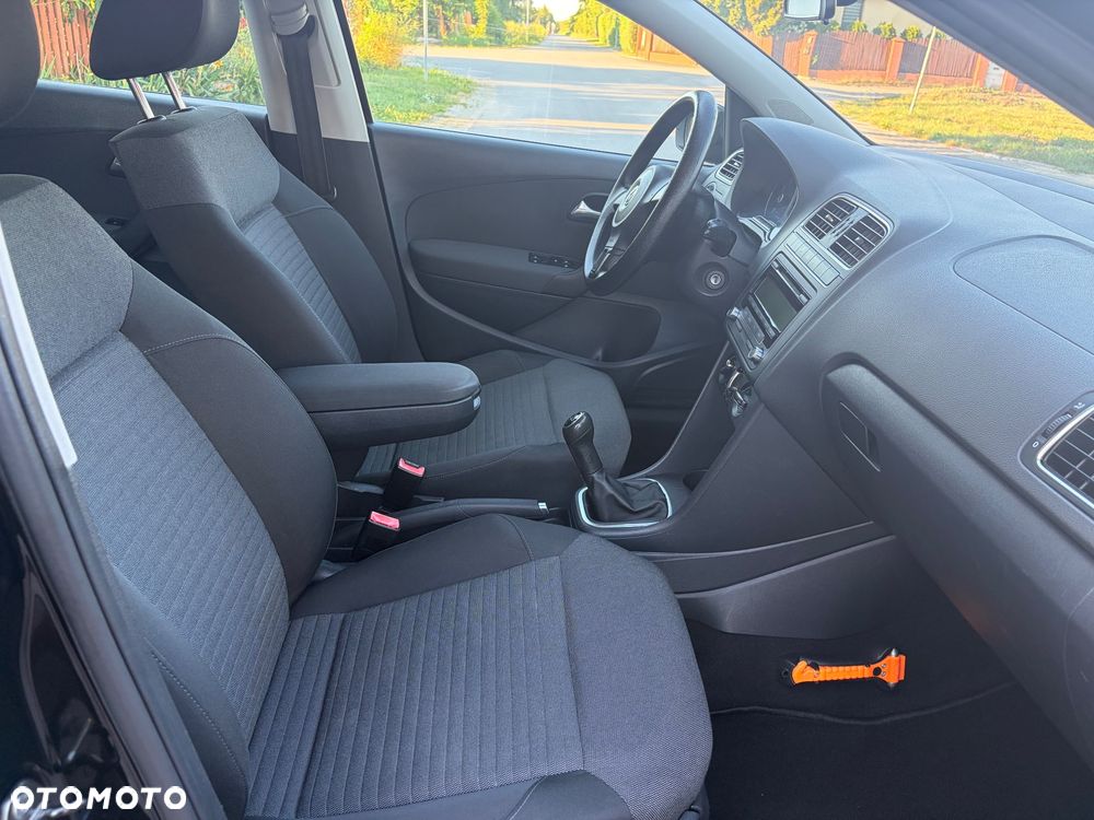 Volkswagen Polo 1.4 Comfortline - 28
