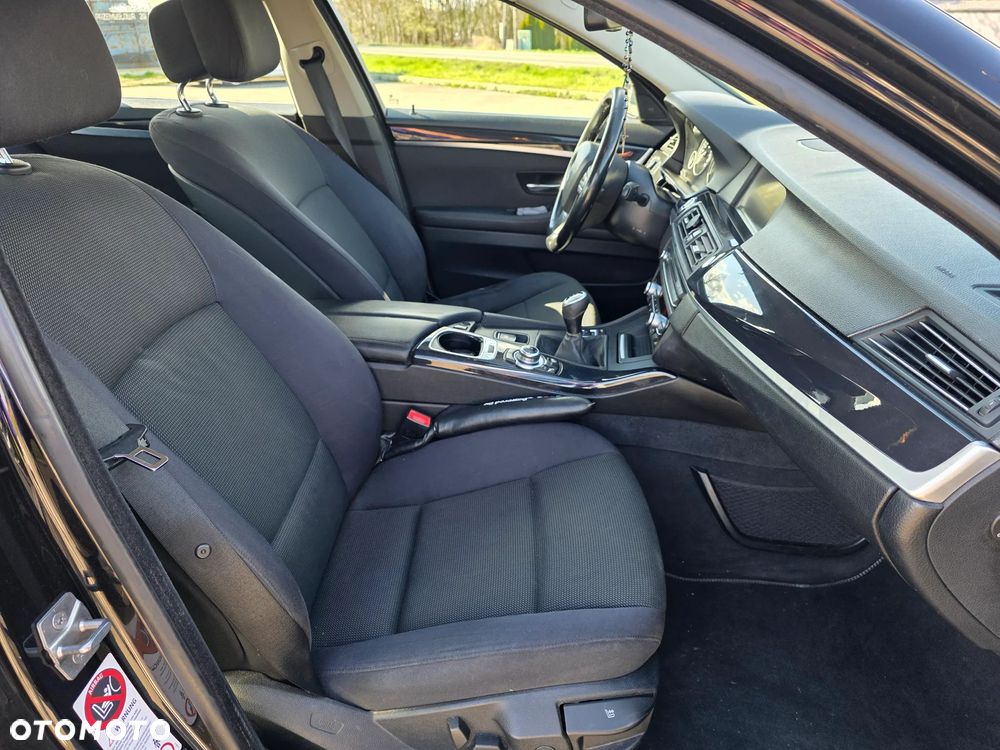 BMW Seria 5 520d - 19