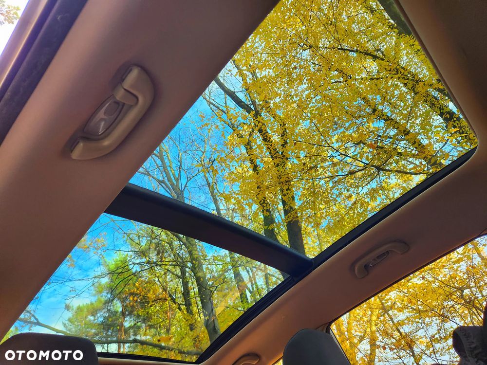 Kia Carens 1.7 CRDi XL 7os - 35