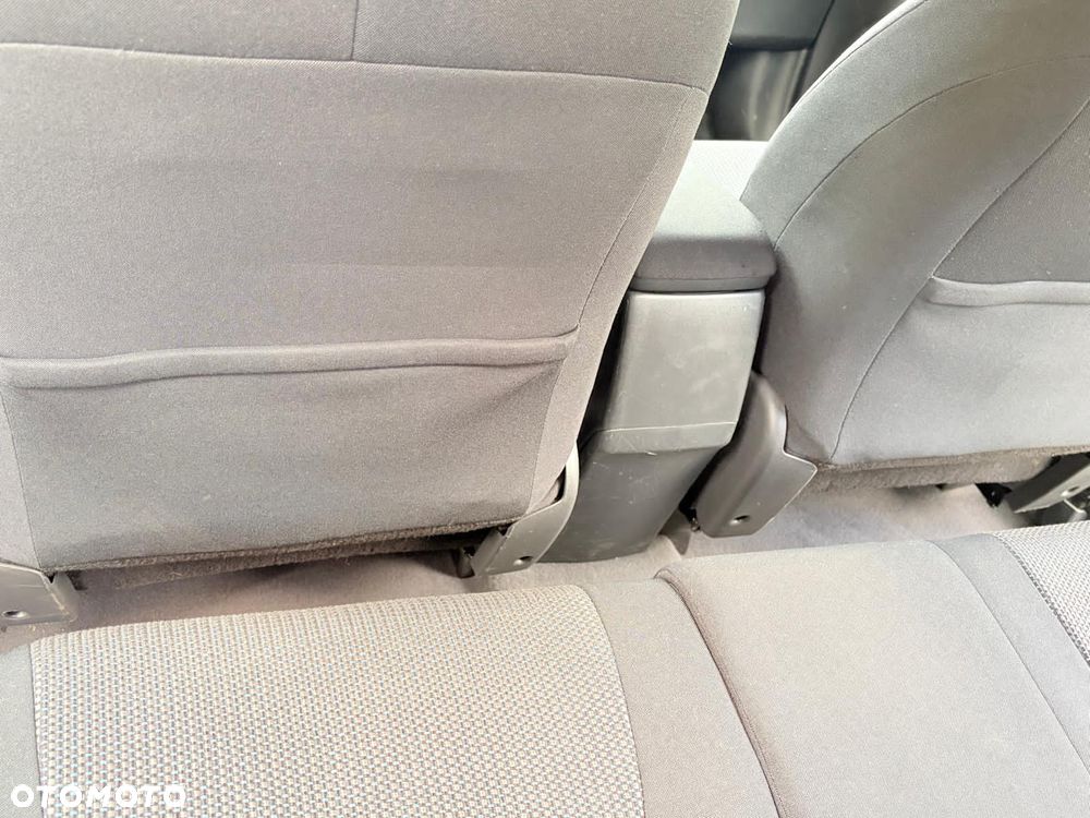 Toyota Auris 1.8 VVT-i Automatik Edition - 12