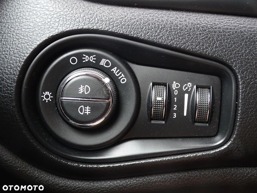 Jeep Renegade 1.3 T-GDI Automatik Limited - 20