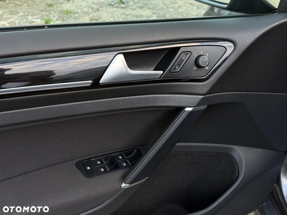 Volkswagen Golf 1.5 TSI BlueMotion ACT Highline - 28