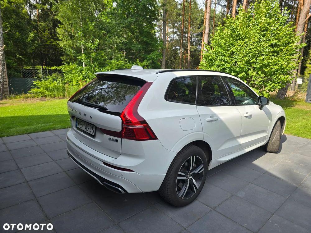 Volvo XC 60 B5 B R-Design - 8