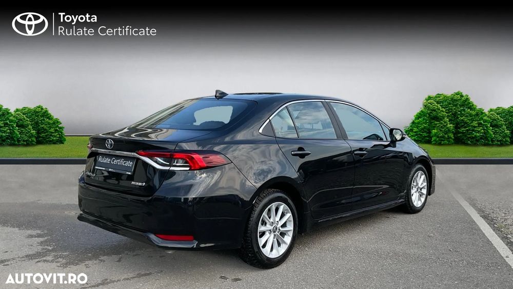 Toyota Corolla Sedan 1.8 HSD Business - 4