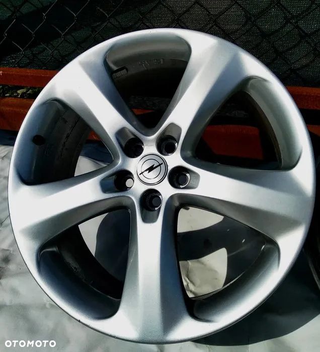 Felgi Aluminiowe 19 cali Opel GM Astra Mokka Chevrolet Buick 5x105 proste po regeneracji - 1