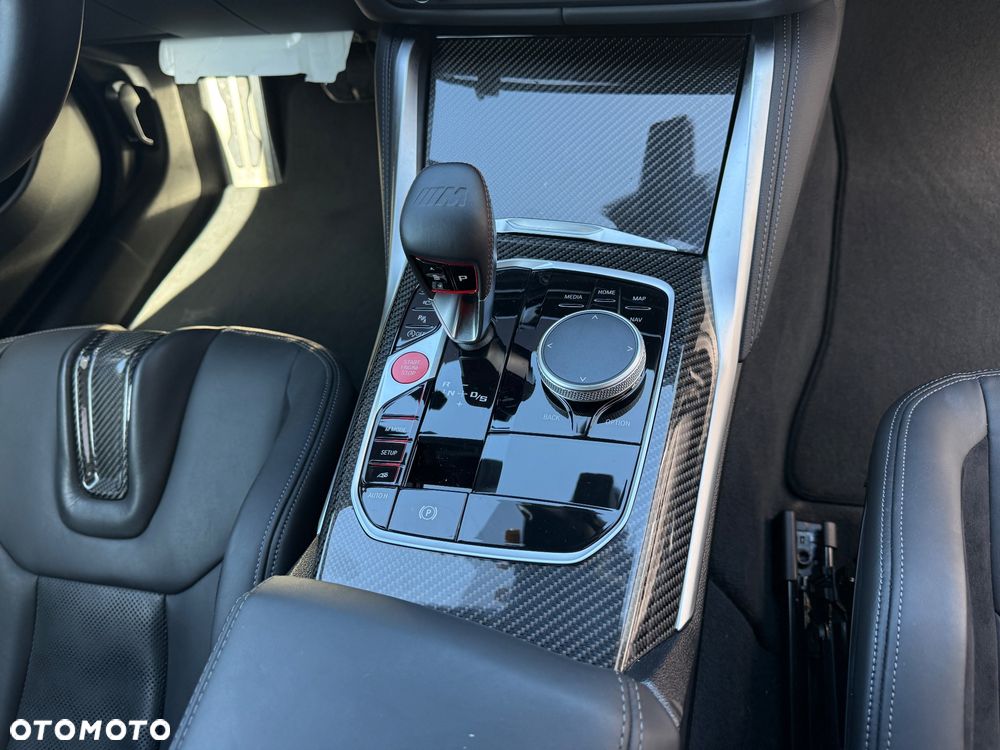 BMW M4 Competition M xDrive - 37