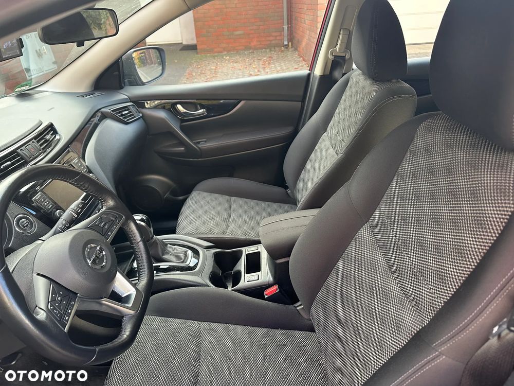 Nissan Qashqai - 10