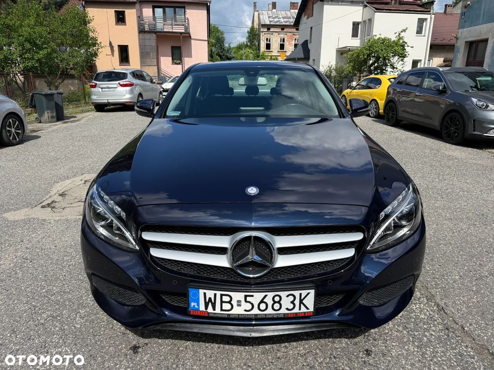 Mercedes-Benz Klasa C 180 CGI BlueEff Classic - 2