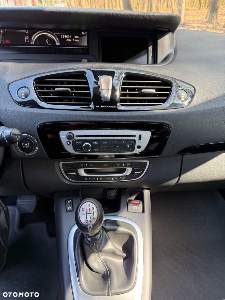 Renault Scenic Energy dCi 130 S&S Xmod Bose Edition - 21