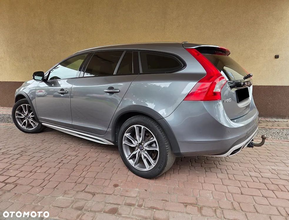 Volvo V60 Cross Country D4 Geartronic Summum - 7