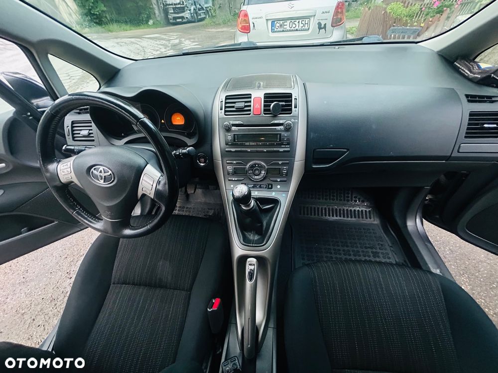 Toyota Auris 2.0 D-4D Prestige - 18