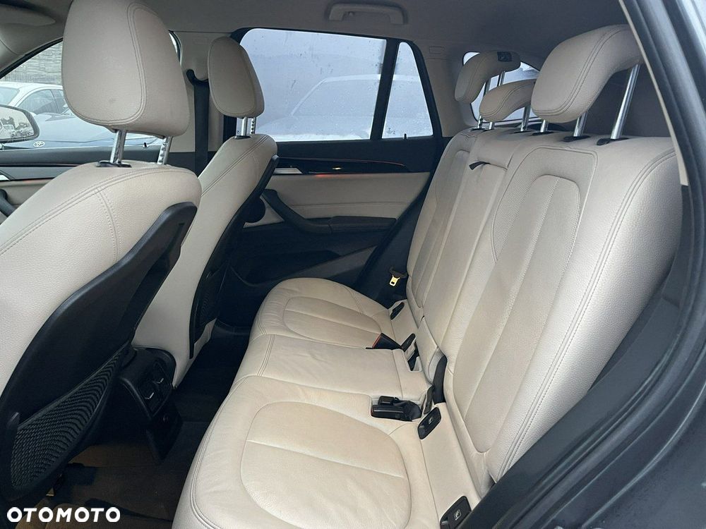 BMW X1 xDrive18d M Sport - 12