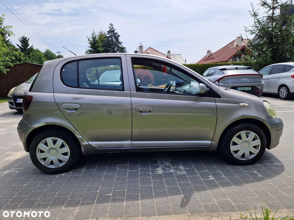 Toyota Yaris 1.4 D-4D Sol - 3