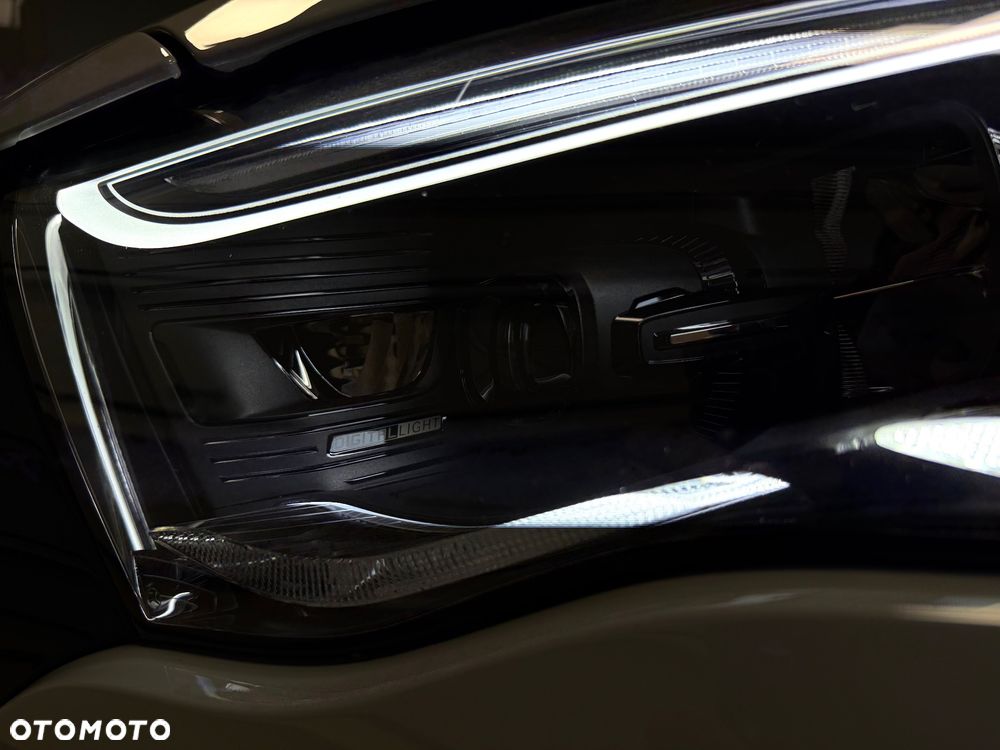 Mercedes-Benz Klasa E 220 d mHEV 4-Matic AMG 9G-Tronic - 32