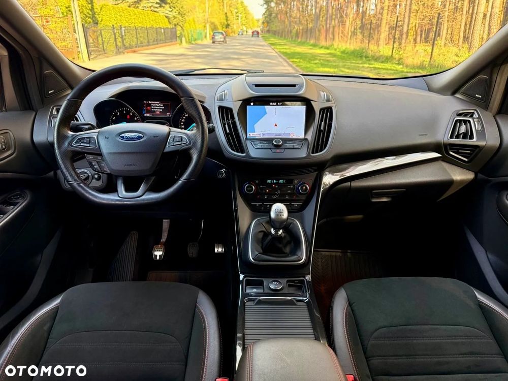 Ford Kuga 1.5 EcoBoost ST-LINE - 13