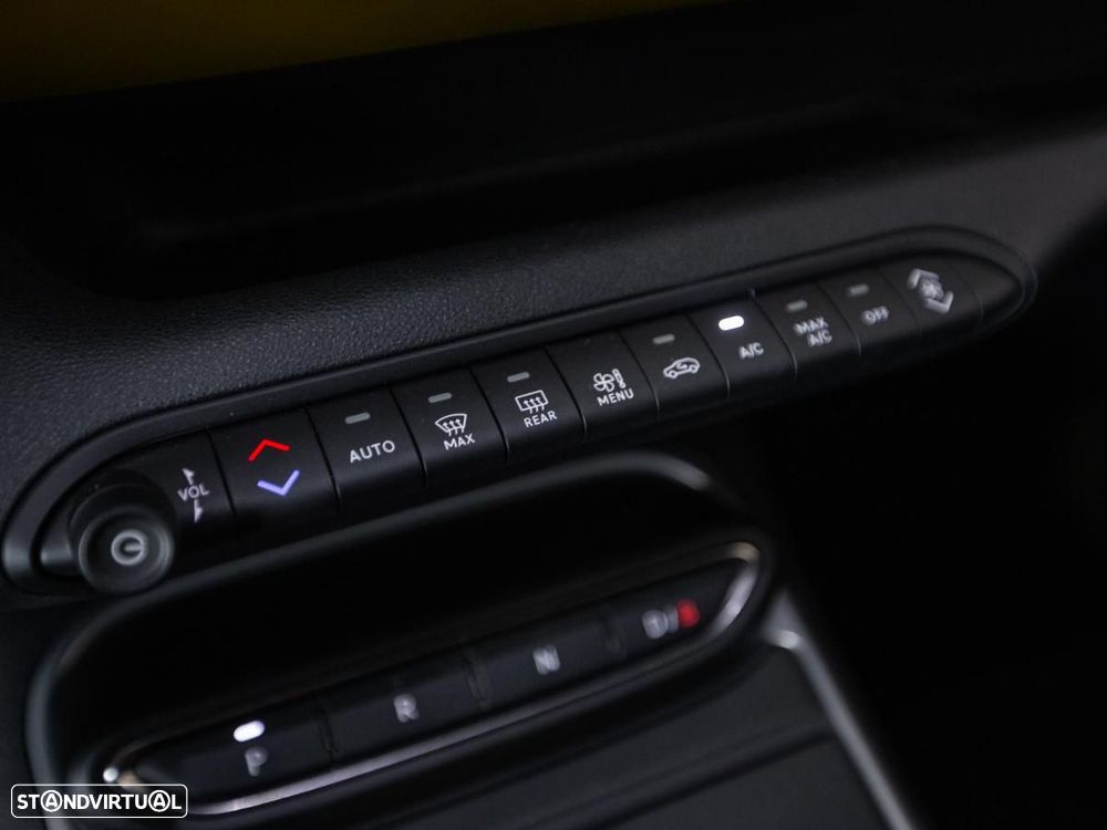 Jeep Avenger 54 kWh Summit - 15