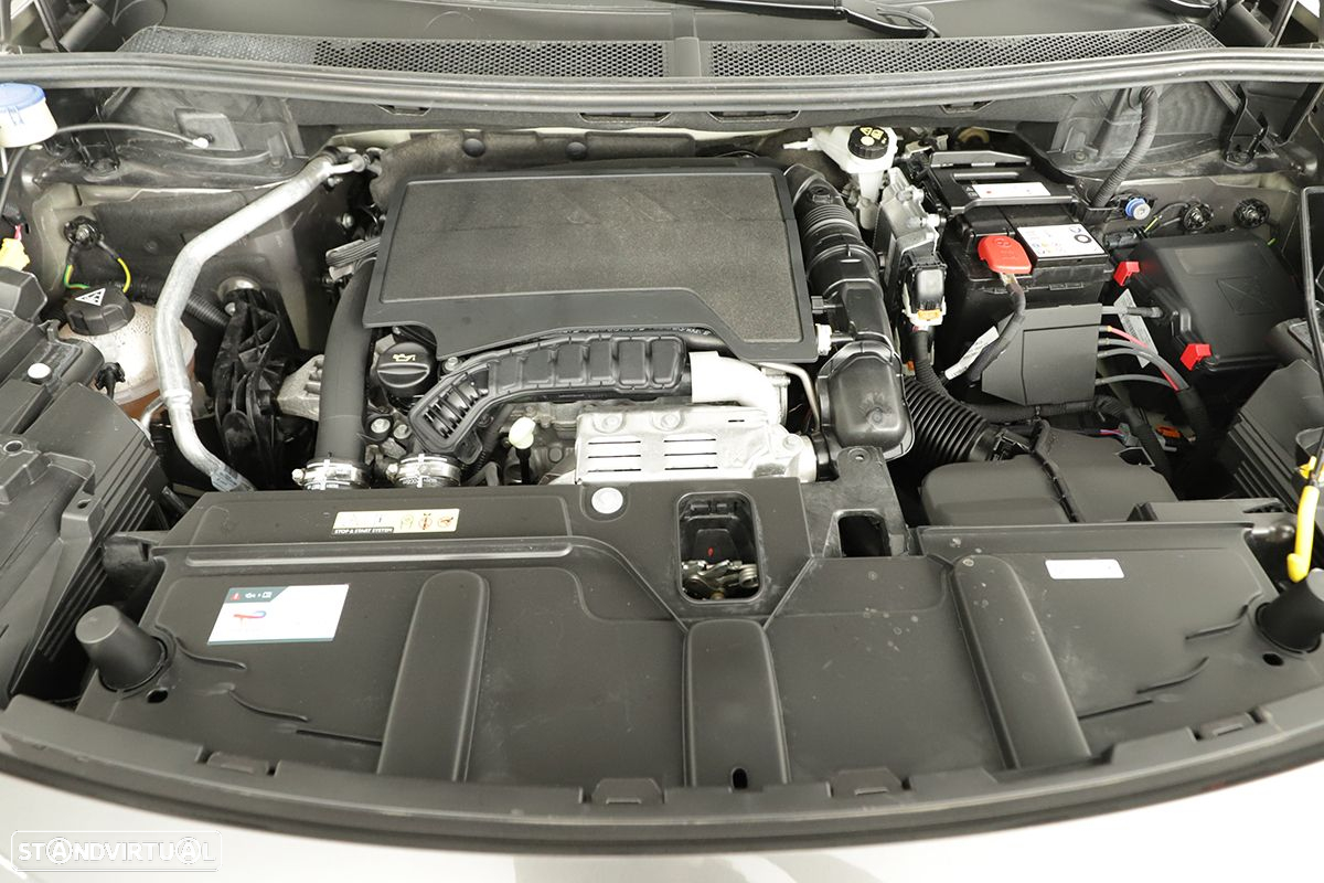 Peugeot 3008 1.2 PureTech GT EAT8 - 26