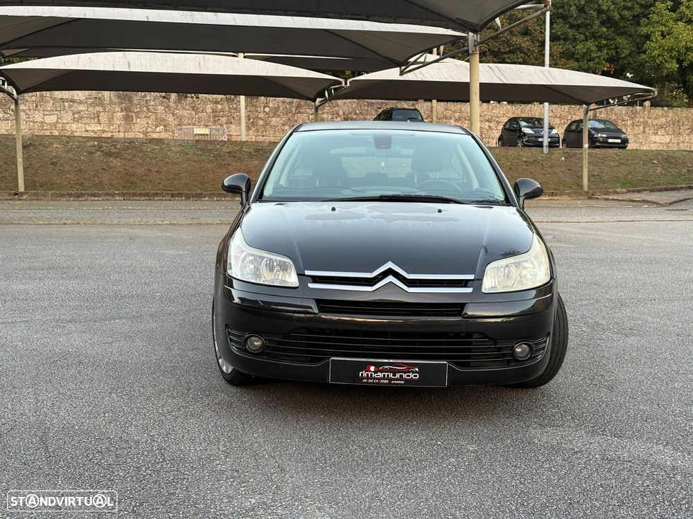 Citroën C4 1.6 HDi 110 VTR Pack - 3