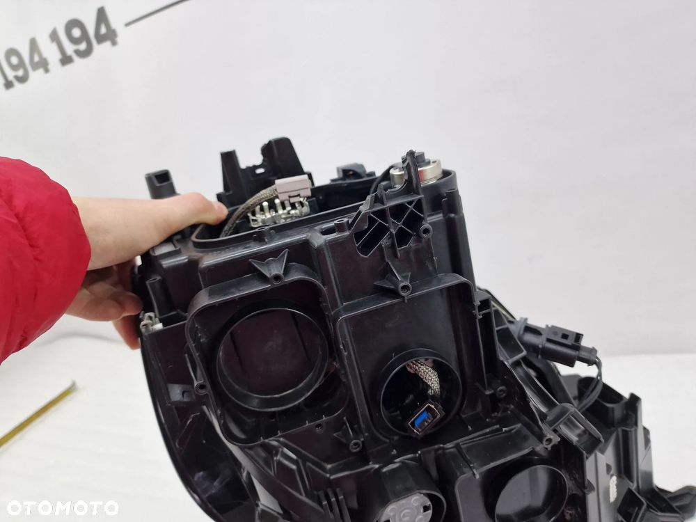 VW SPORTSVAN 517 12- LEWA LAMPA PRZEDNIA PRZÓD BI-XENON , NR 517941031B , NR AUKCJI LA400 - 18