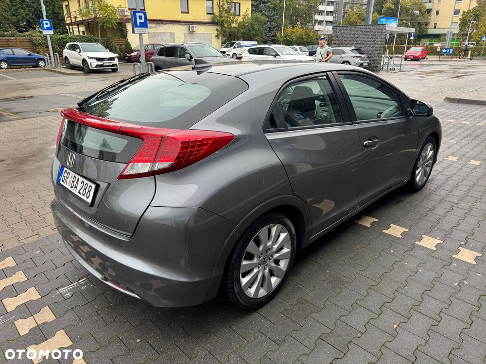 Honda Civic 1.4 i-VTEC Sport - 3