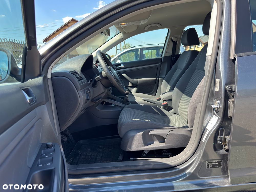 Volkswagen Golf 1.9 TDI DPF Comfortline - 14