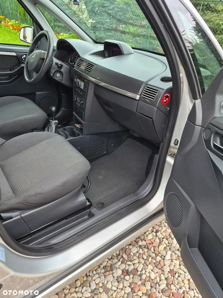 Opel Meriva - 9