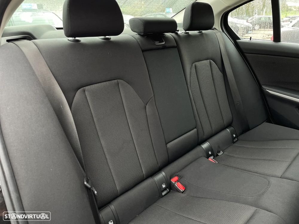 BMW 330 e Corporate Edition Auto - 15