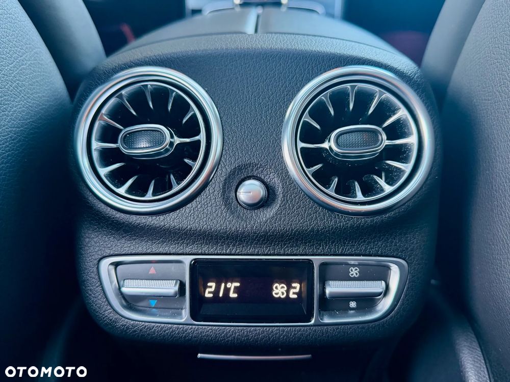 Mercedes-Benz Klasa E 43 AMG 4-Matic - 32