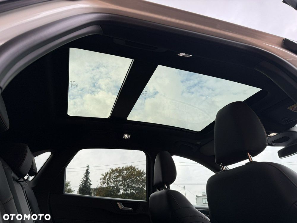Ford Kuga - 30