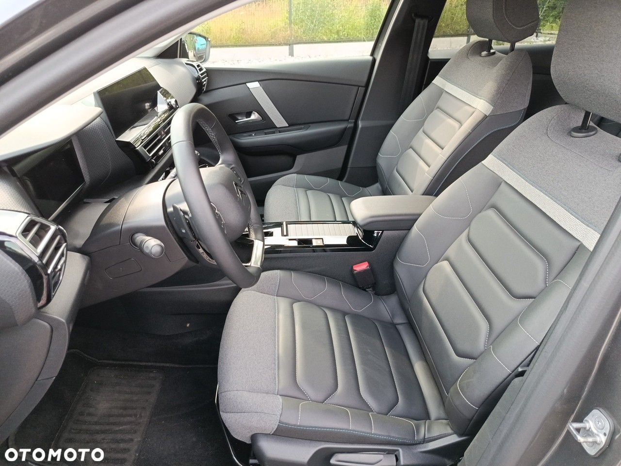 Citroën C4 1.2 PureTech Max S&S EAT8 - 9