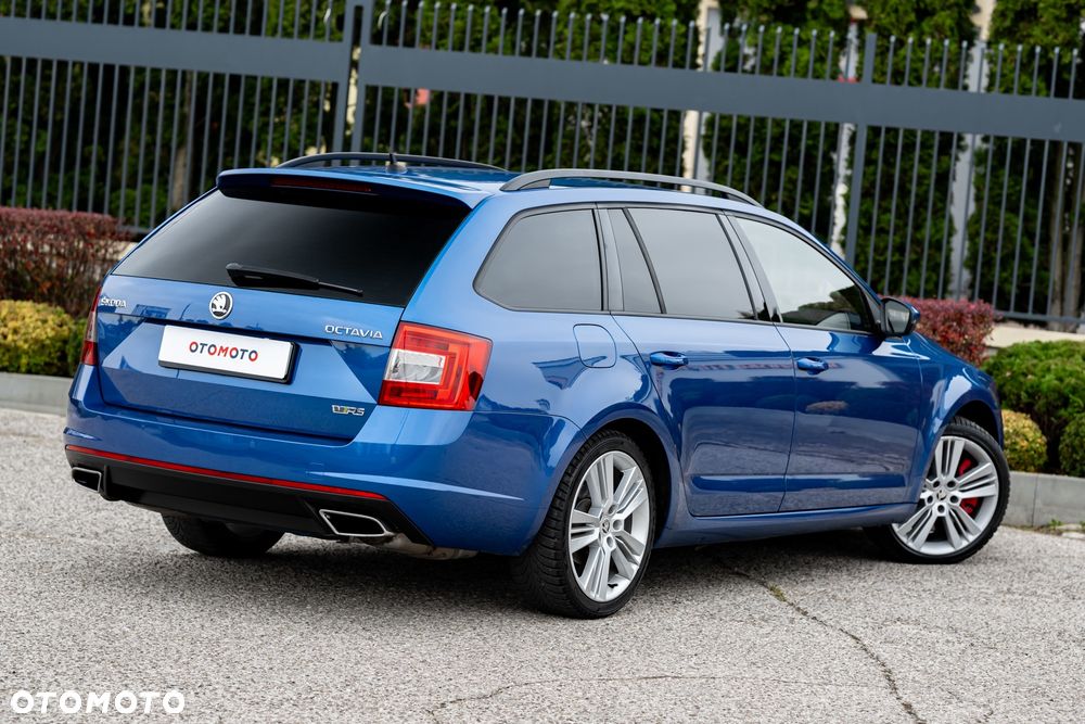 Skoda Octavia 2.0 TSI RS - 15