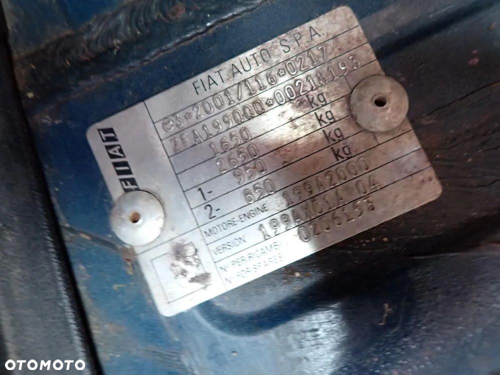 CZĘSCI - Fiat Grande Punto 1,3JTD 75KM 199A2000 HB 3D 5B LAKIER 475/A 2006r. INDEX - 9423 - 7