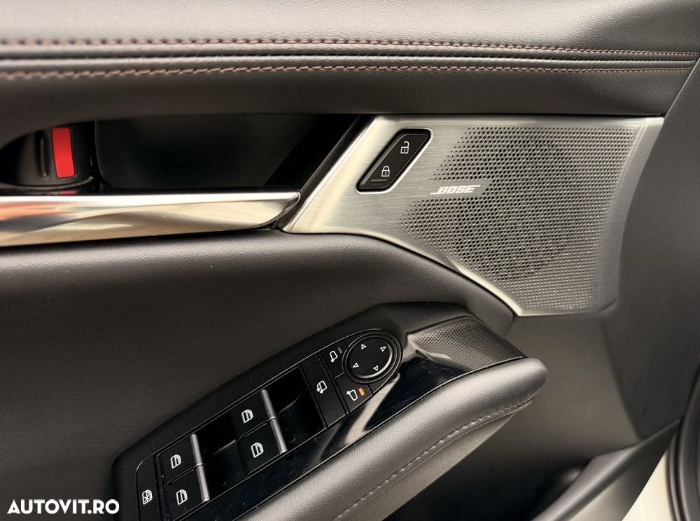 Mazda 3 e-Skyactiv X186 AT MHEV GT+ - 11