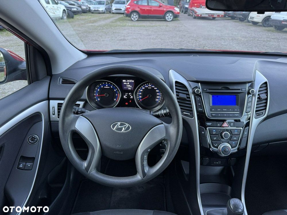 Hyundai i30 - 25