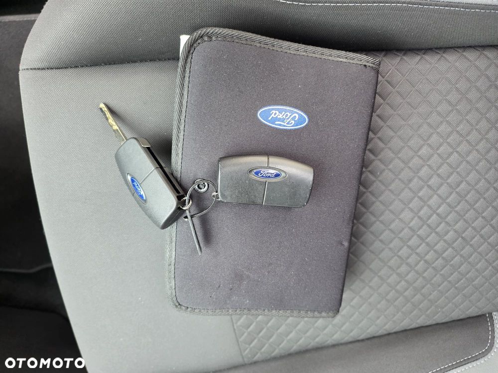Ford Fiesta 1.25 SYNC Edition - 21