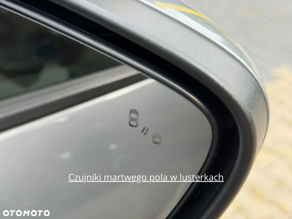 Ford Kuga 2.0 EcoBlue 4x4 TITANIUM - 12