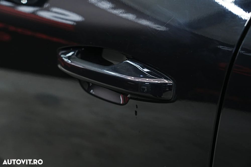 Volvo XC 40 P8 AWD Recharge RDesign - 12