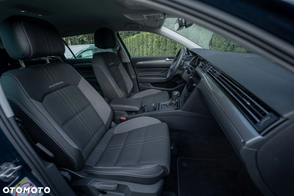Volkswagen Passat Alltrack 2.0 TDI 4Mot DSG - 17