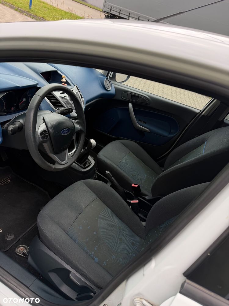 Ford Fiesta 1.25 Ambiente - 11