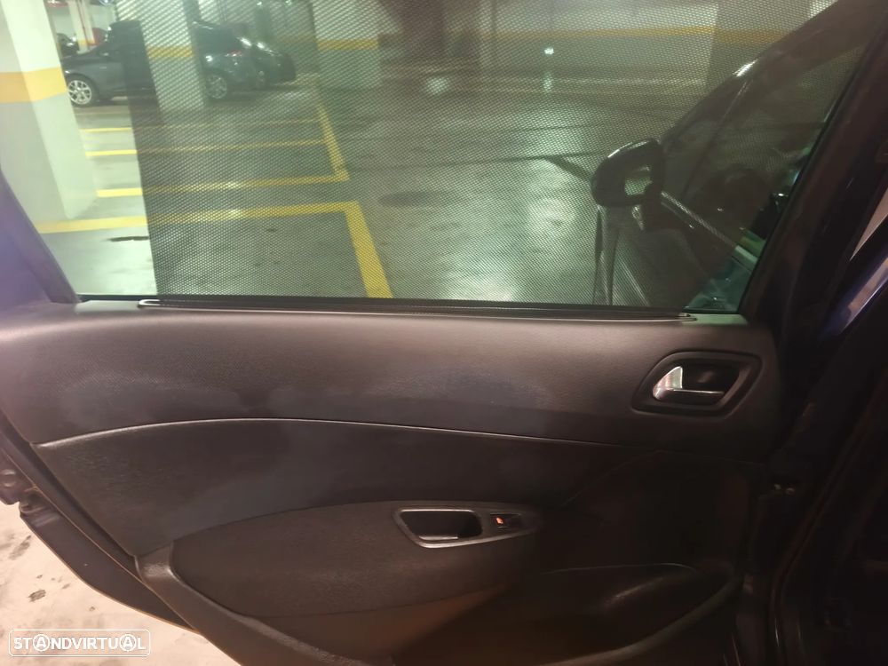 Peugeot 308 SW 1.6 HDi Premium CVM6 - 12