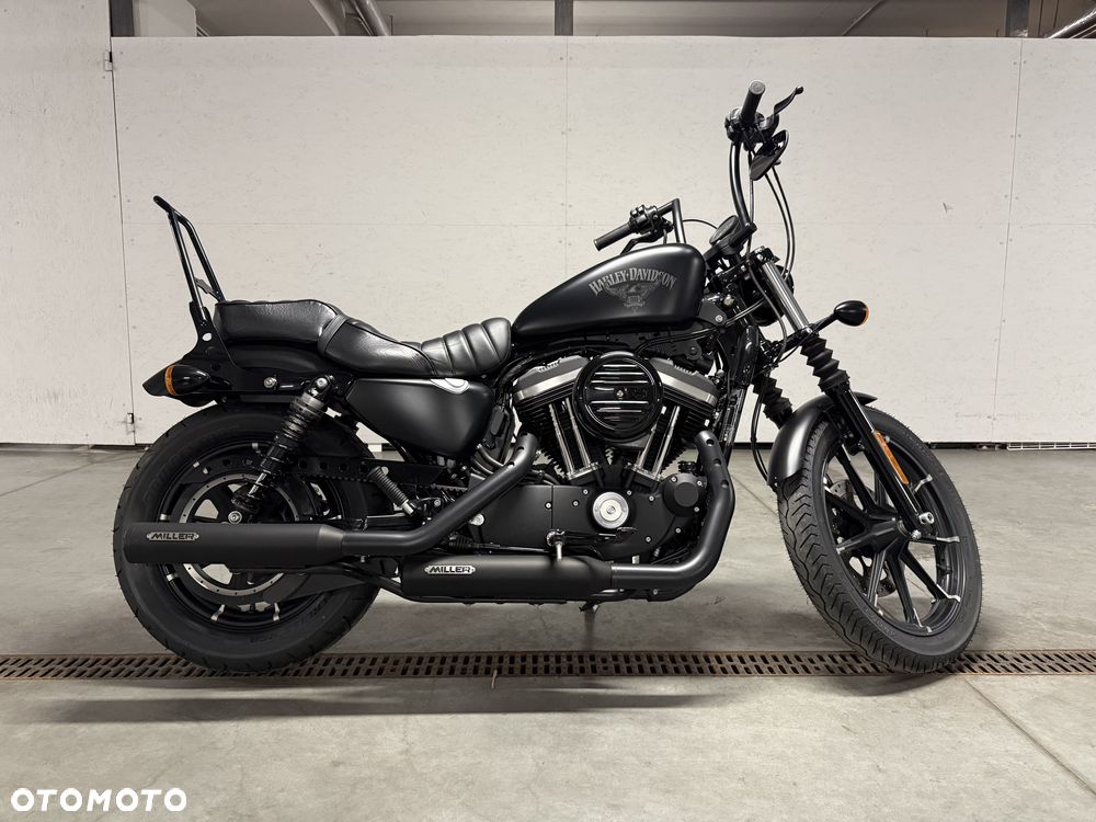 Harley-Davidson Sportster Iron 883 - 7