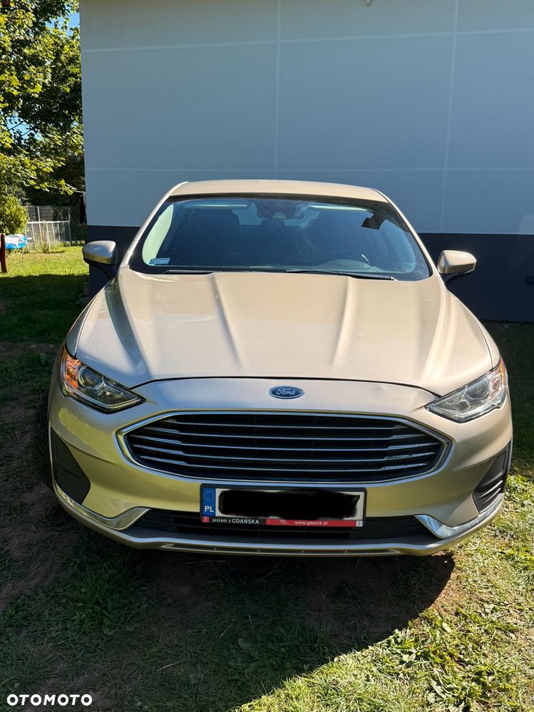 Ford Fusion - 11