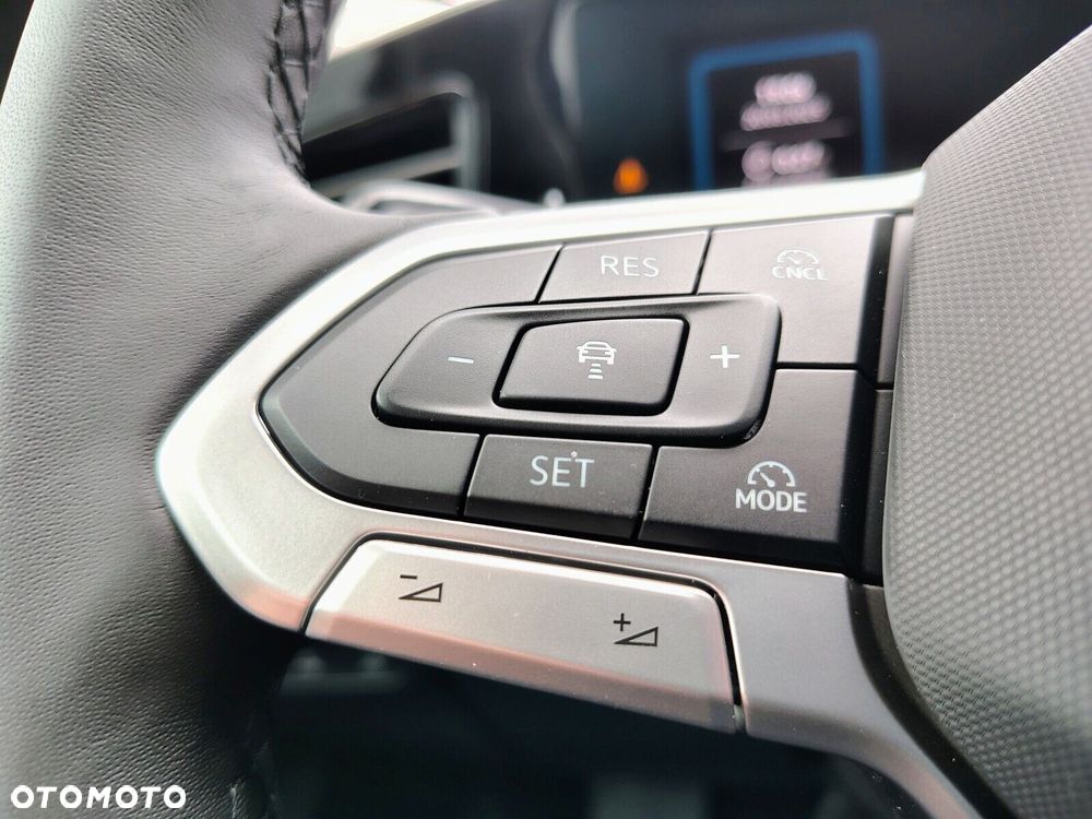 Volkswagen Passat 1.5 TSI EVO Elegance DSG - 17